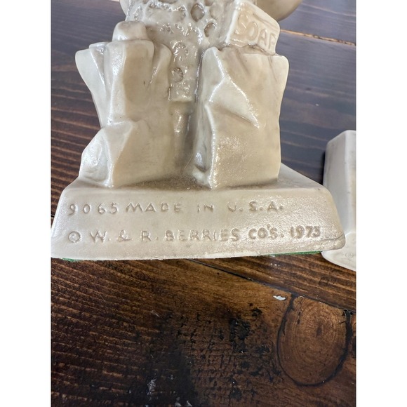 Vintage Grandma Grandpa Figurine Set 1973 1975 Collectible W&R Berries CO - Picture 5 of 9